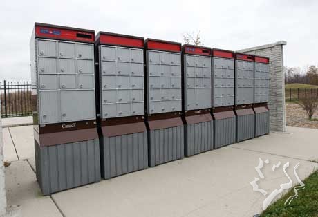 canada_post.jpg